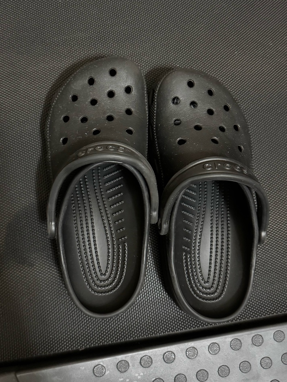CROCS Classic Black Women's Clog Mules